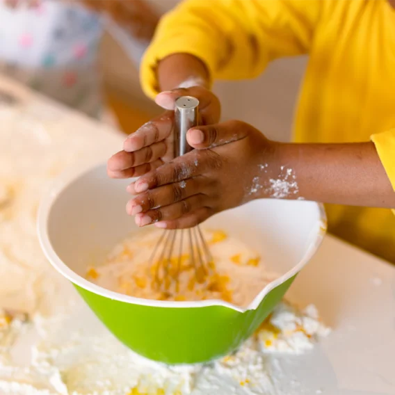 Kids Can Cook: Baking & Pastry Arts (Ages 7-12)
